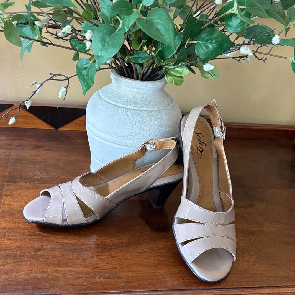 Softspots Beige Strappy Heels